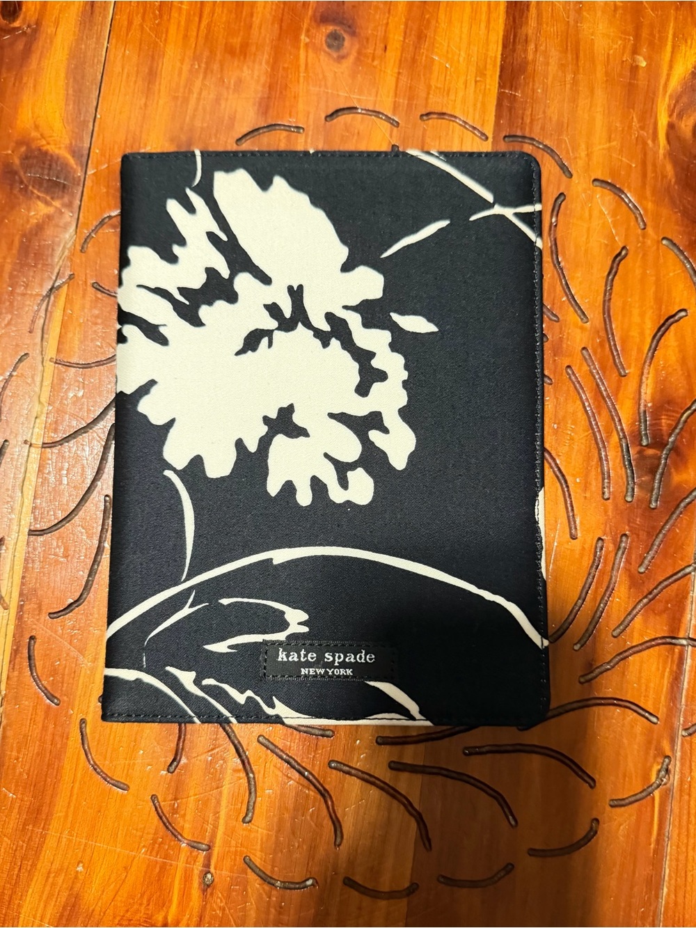 Kate Spade Black Leather Bifold Travel Photo Holder Frame 4x6